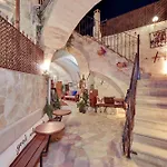Castle Cave Cappadocia Hotel