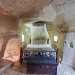 Castle Cave Cappadocia Hotel
