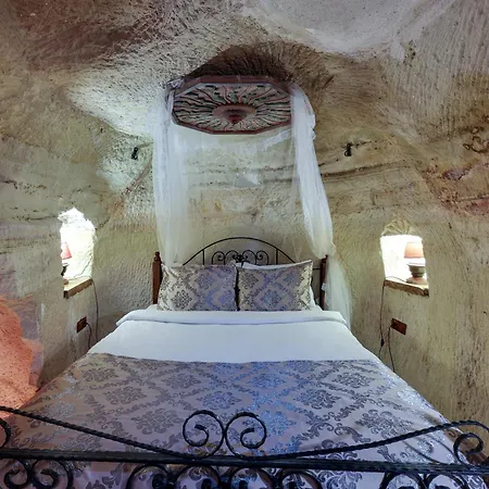 Hotel Castle Cave Cappadocia 3*