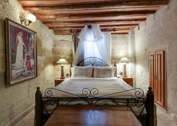 Castle Cave Cappadocia ホテル